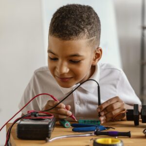 Bowtech - Electronica para niños Bowtech - Electrónica para niños