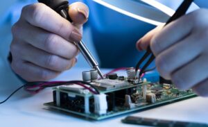 circuito paralelo - Bowtech "electronica desde cero"<br />
"curso electronica gratis"<br />
"curso gratis"<br />
"Electronica"<br />
"curso de electronica"<br />
"curso electronica desde cero"<br />
"curso de electronica para pricipiantes"<br />
"aprender electronica gratis"<br />
"curso gratuito electronica"<br />
"curso online electronica"<br />
"electronica basica desde cero"<br />
"resistores"<br />
"resistor"<br />
"resistencia"<br />
"resistencia electronica"<br />
"como funciona un resistor"<br />
"calculo de resistencias"<br />
"circuito paralelo"<br />
"resistencias en paralelo"<br />
"calculo resistencias"<br />
"serie paralelo"<br />
"paralelo"